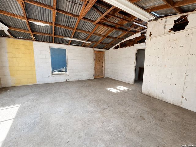 6908 Poss, Leon Valley, TX 78238