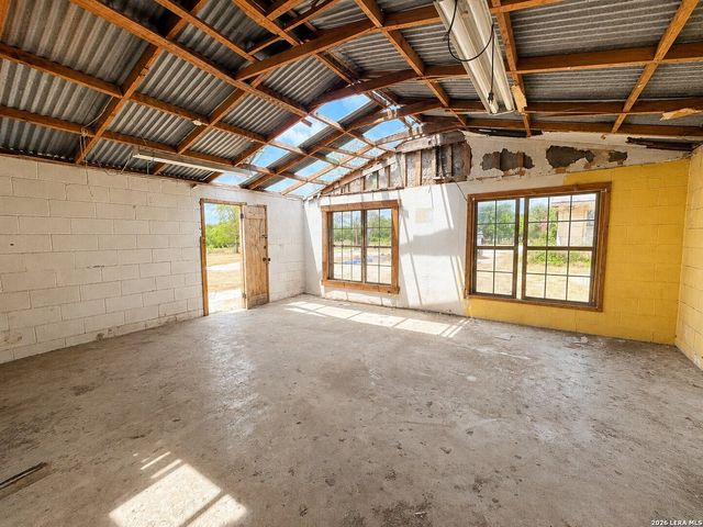 6908 Poss, Leon Valley, TX 78238
