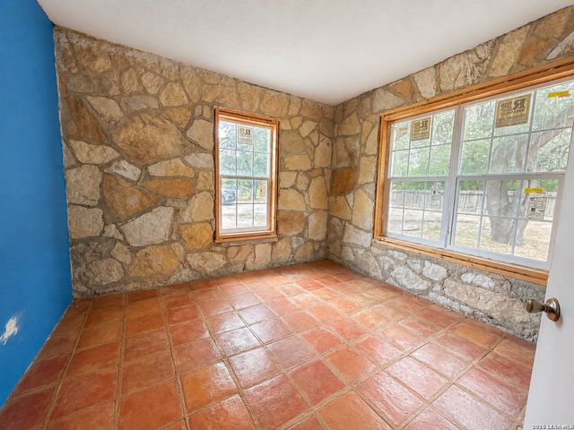 6908 Poss, Leon Valley, TX 78238