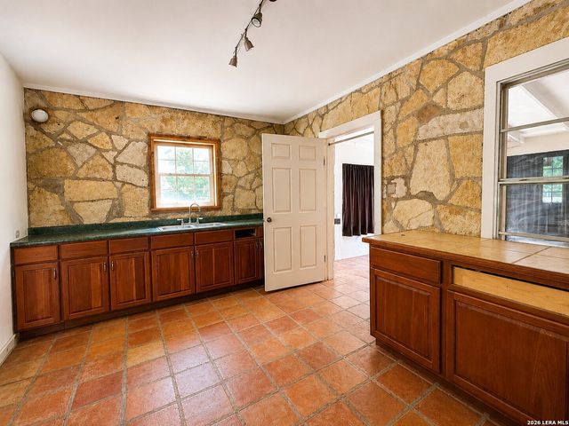 6908 Poss, Leon Valley, TX 78238