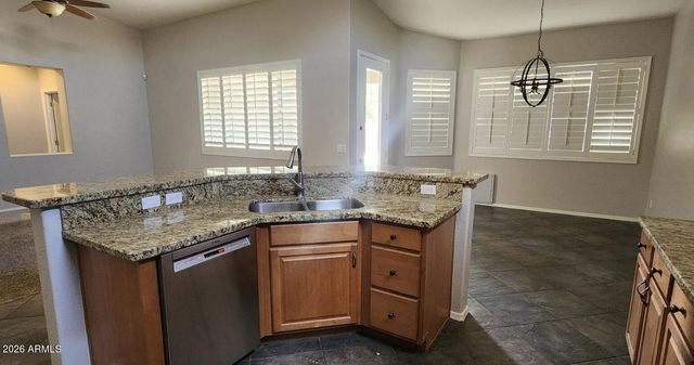 1354 E LOCUST Drive, Chandler, AZ 85286