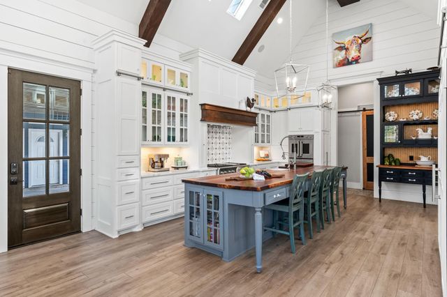 26 Windsong Lane, Friendswood, TX 77546