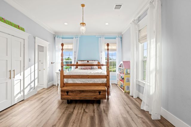 26 Windsong Lane, Friendswood, TX 77546