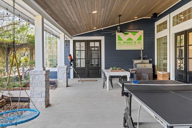 26 Windsong Lane, Friendswood, TX 77546