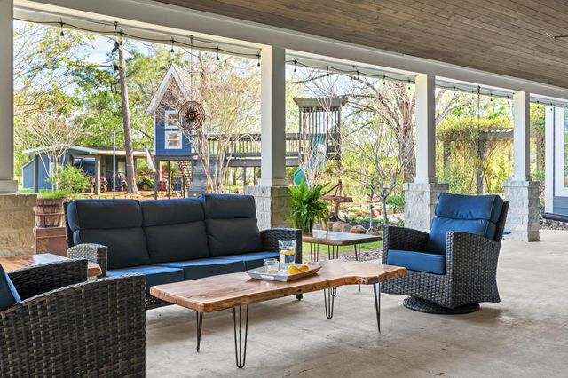 26 Windsong Lane, Friendswood, TX 77546