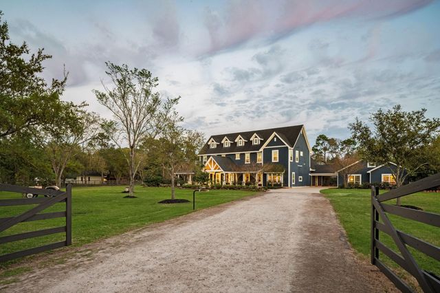 26 Windsong Lane, Friendswood, TX 77546