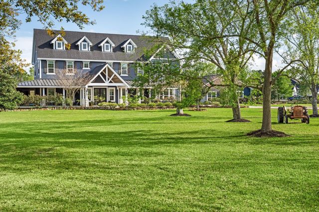 26 Windsong Lane, Friendswood, TX 77546