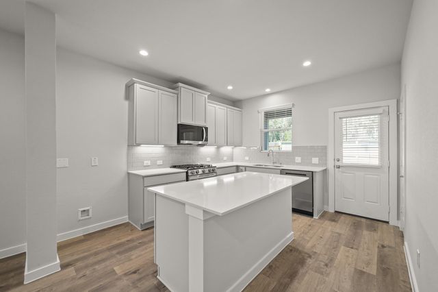 40423 Gerygone Lane, Magnolia, TX 77354
