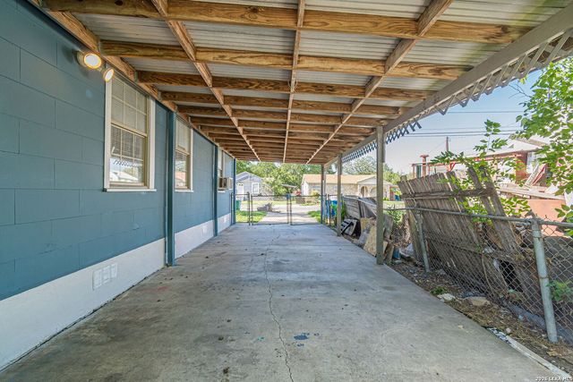 1903 W WINNIPEG AVE, San Antonio, TX 78225