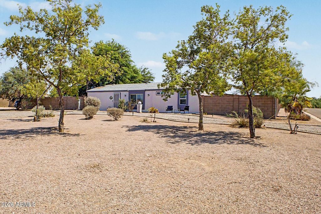 897 E Goldmine Lane, San Tan Valley, AZ 85140 — exterior