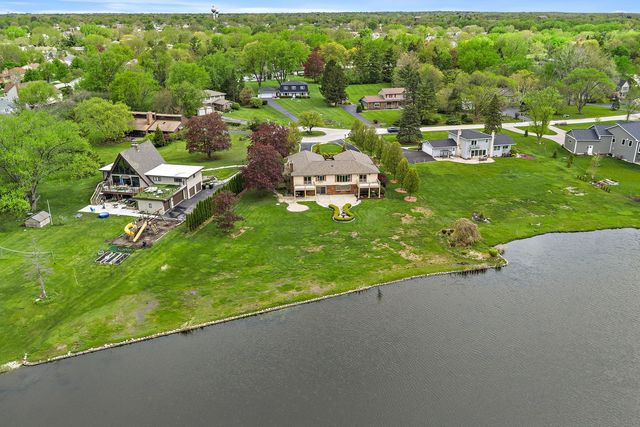 28 Windemere Lane, South Barrington, IL 60010