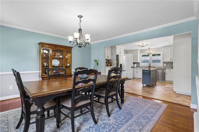 10 Digges DR, Newport News, VA 23602