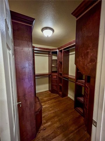 503 Tunbridge Drive, Bentonville, AR 72712