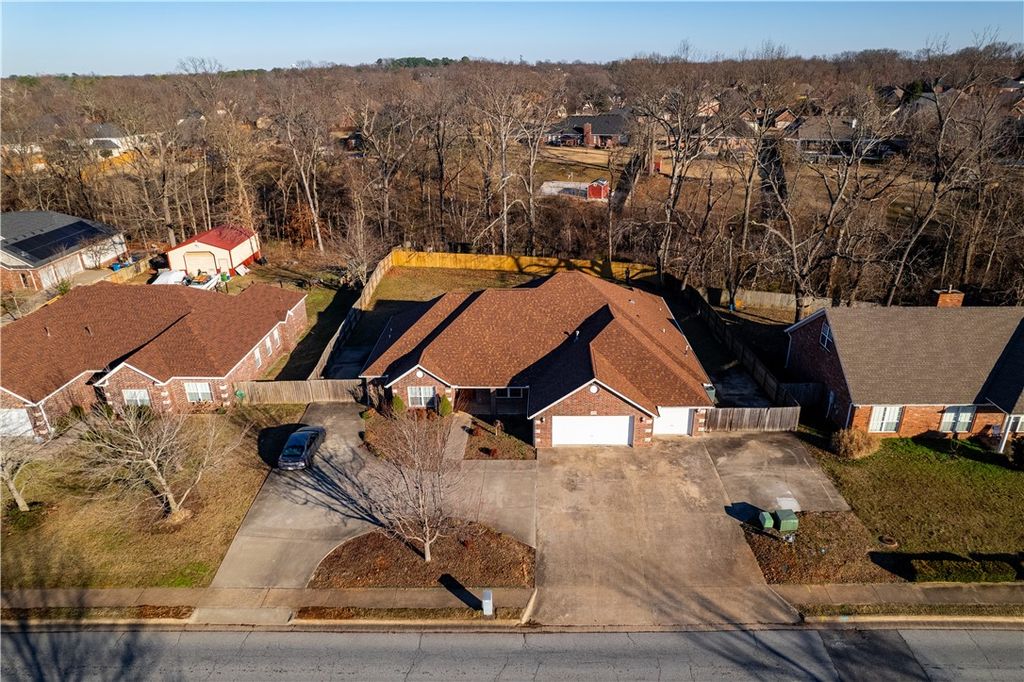 503 Tunbridge Drive, Bentonville, AR 72712