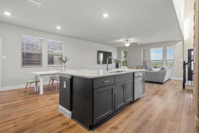 2613 Kings Canyon Mews, Corinth, TX 76210