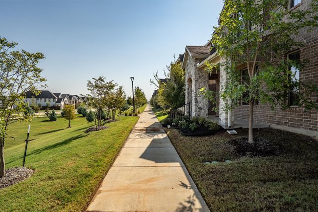 2613 Kings Canyon Mews, Corinth, TX 76210