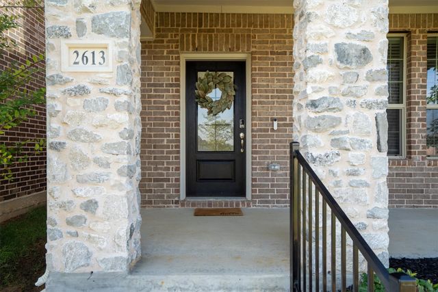 2613 Kings Canyon Mews, Corinth, TX 76210