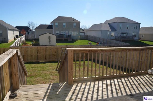 309 Merlot Court, Vine Grove, KY 40175