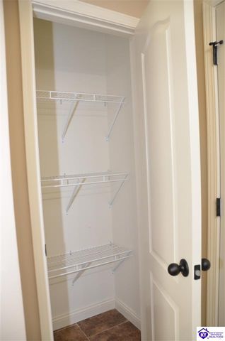 309 Merlot Court, Vine Grove, KY 40175