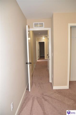 309 Merlot Court, Vine Grove, KY 40175