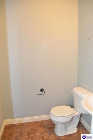 309 Merlot Court, Vine Grove, KY 40175