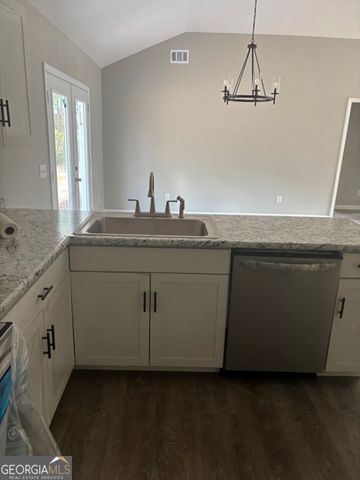 314 MCLEOD Road, Reidsville, GA 30453