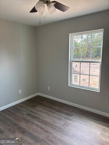 314 MCLEOD Road, Reidsville, GA 30453