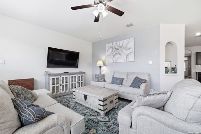 8535 Murray Grey, San Antonio, TX 78254