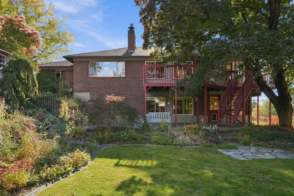 3420 W Olympic Pl, Spokane, WA 99205 photo 2