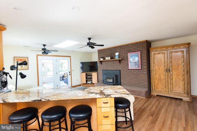 1661 TOWN POINT RD, Cambridge, MD 21613