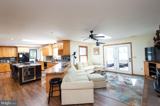 1661 TOWN POINT RD, Cambridge, MD 21613