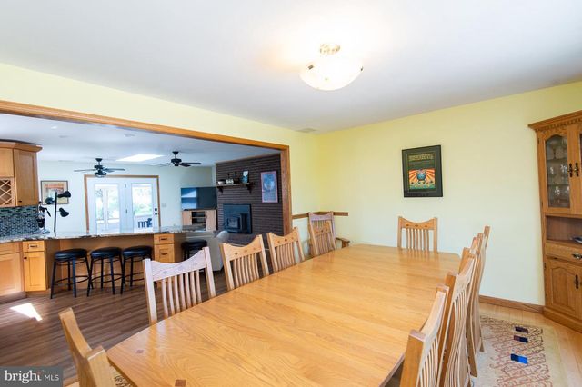 1661 TOWN POINT RD, Cambridge, MD 21613
