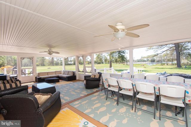 1661 TOWN POINT RD, Cambridge, MD 21613