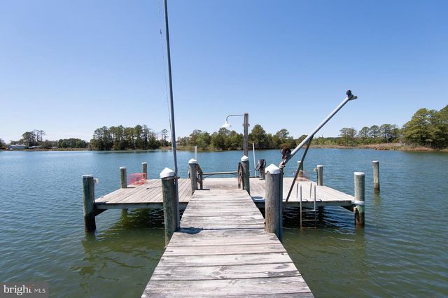 1661 TOWN POINT RD, Cambridge, MD 21613