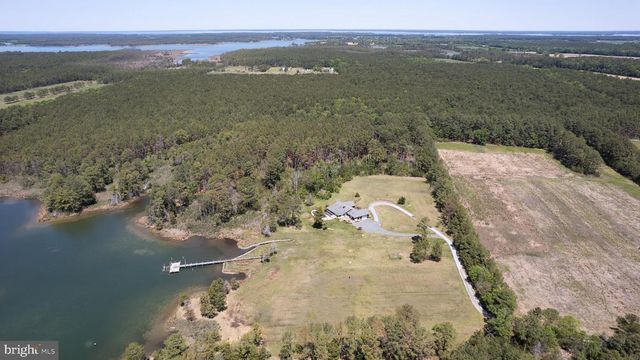 1661 TOWN POINT RD, Cambridge, MD 21613
