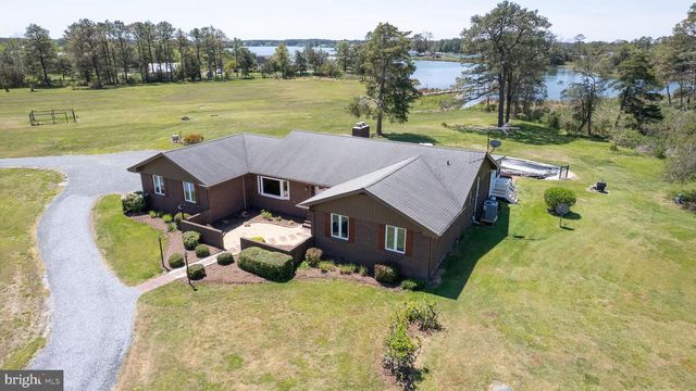 1661 TOWN POINT RD, Cambridge, MD 21613