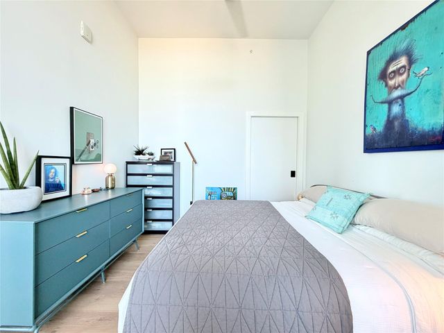 70 Rainey ST 2203, Austin, TX 78701