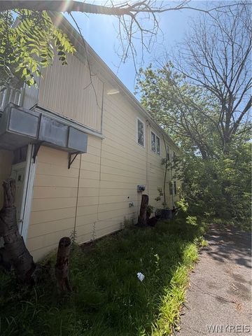 154 Niagara Falls Boulevard, Tonawanda, NY 14223