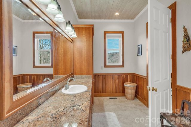 933 Thunder Ridge Lane 4 & 2, Lenoir, NC 28645