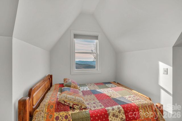 933 Thunder Ridge Lane 4 & 2, Lenoir, NC 28645