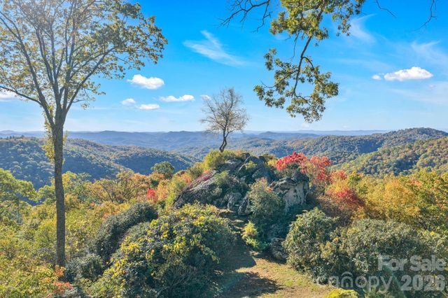 933 Thunder Ridge Lane 4 & 2, Lenoir, NC 28645