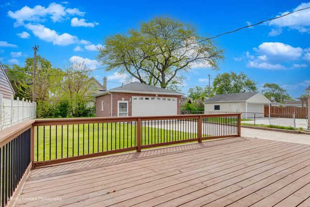 7841 N Odell Avenue, Niles, IL 60714