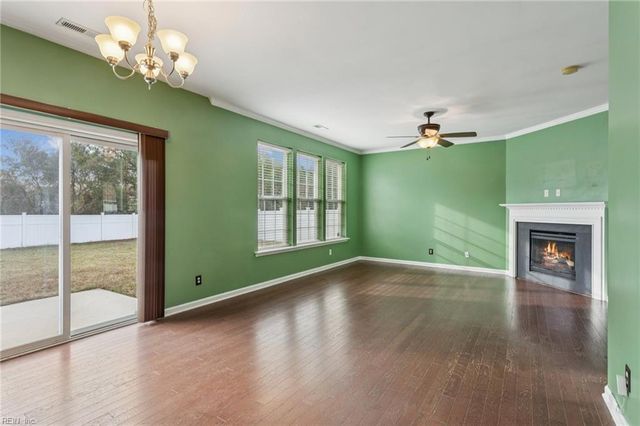 27 Hampshire Glen PW, Hampton, VA 23669