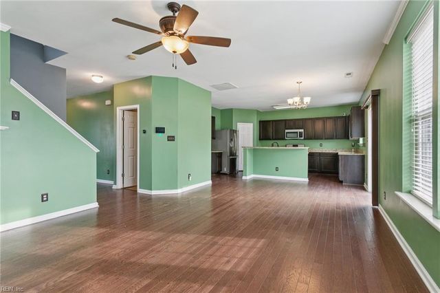 27 Hampshire Glen PW, Hampton, VA 23669