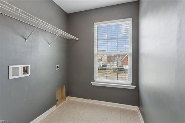 27 Hampshire Glen PW, Hampton, VA 23669