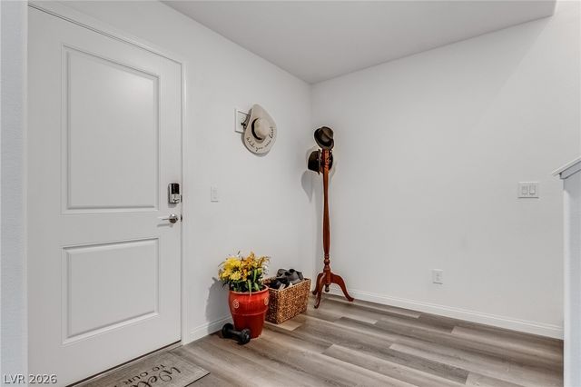 2842 Azure Breeze Lane 2, Las Vegas, NV 89183
