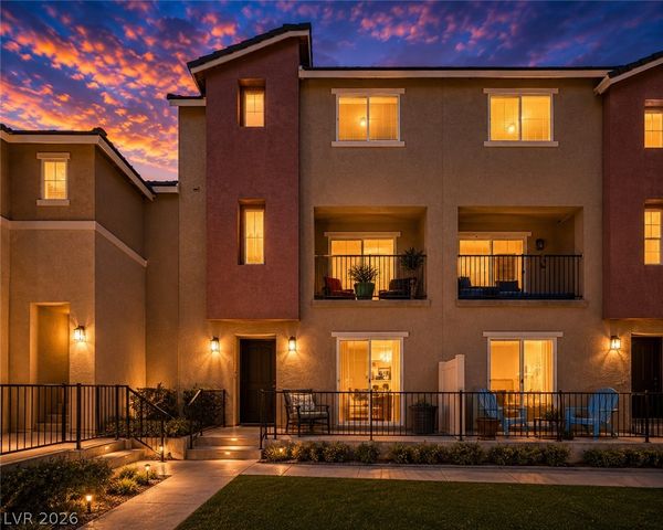 2842 Azure Breeze Lane 2, Las Vegas, NV 89183