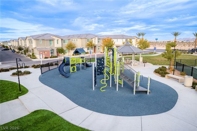 2842 Azure Breeze Lane 2, Las Vegas, NV 89183
