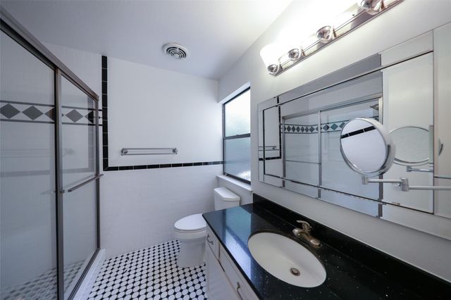 70 Cokeberry Court, The Woodlands, TX 77380