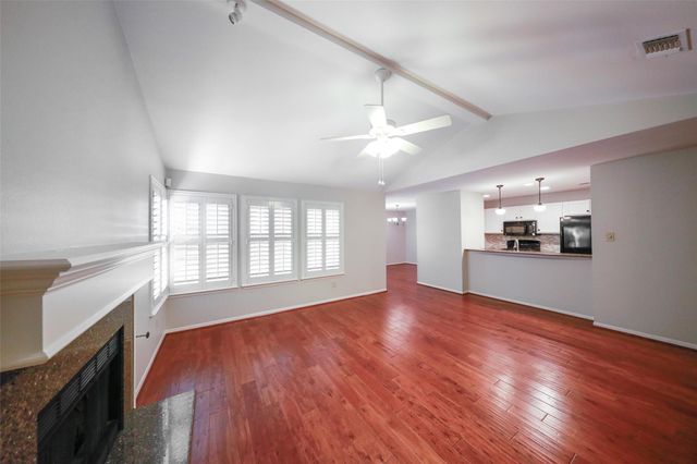 70 Cokeberry Court, The Woodlands, TX 77380